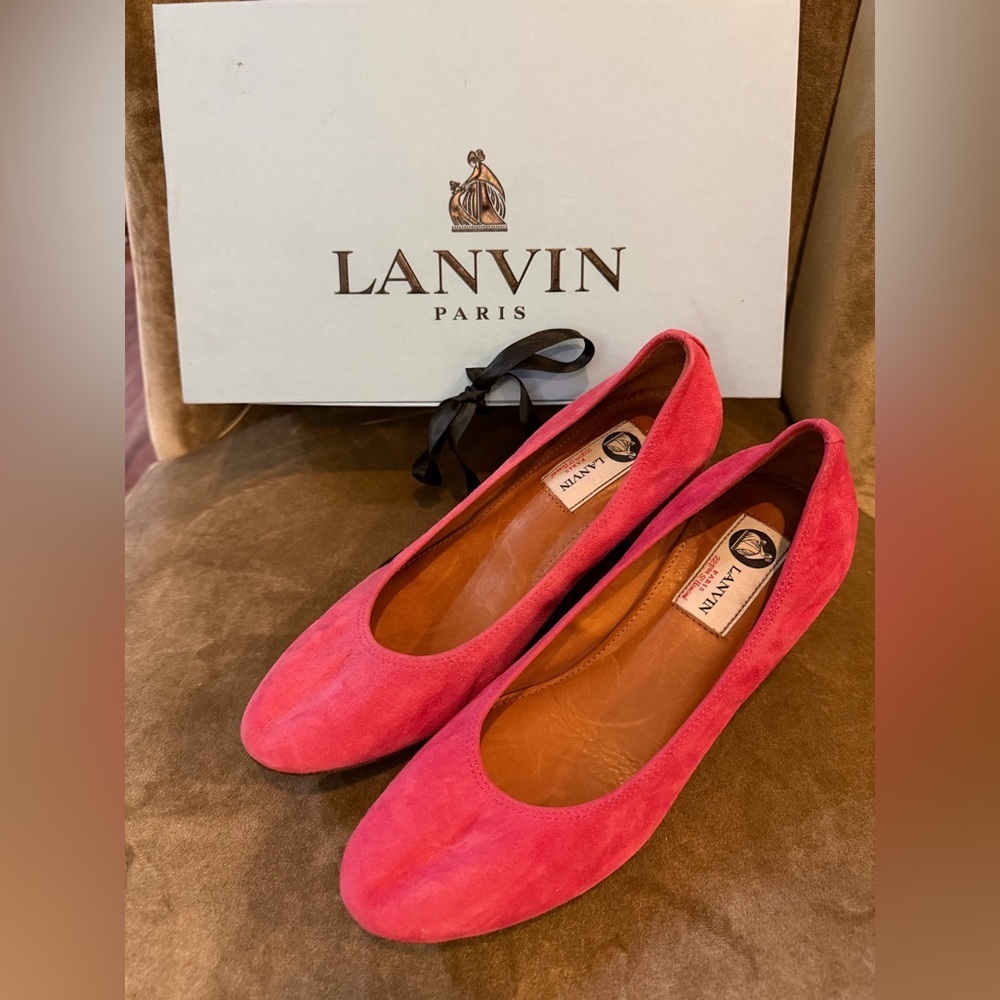 Lanvin fuchsia suede pumps with a glitter block heel